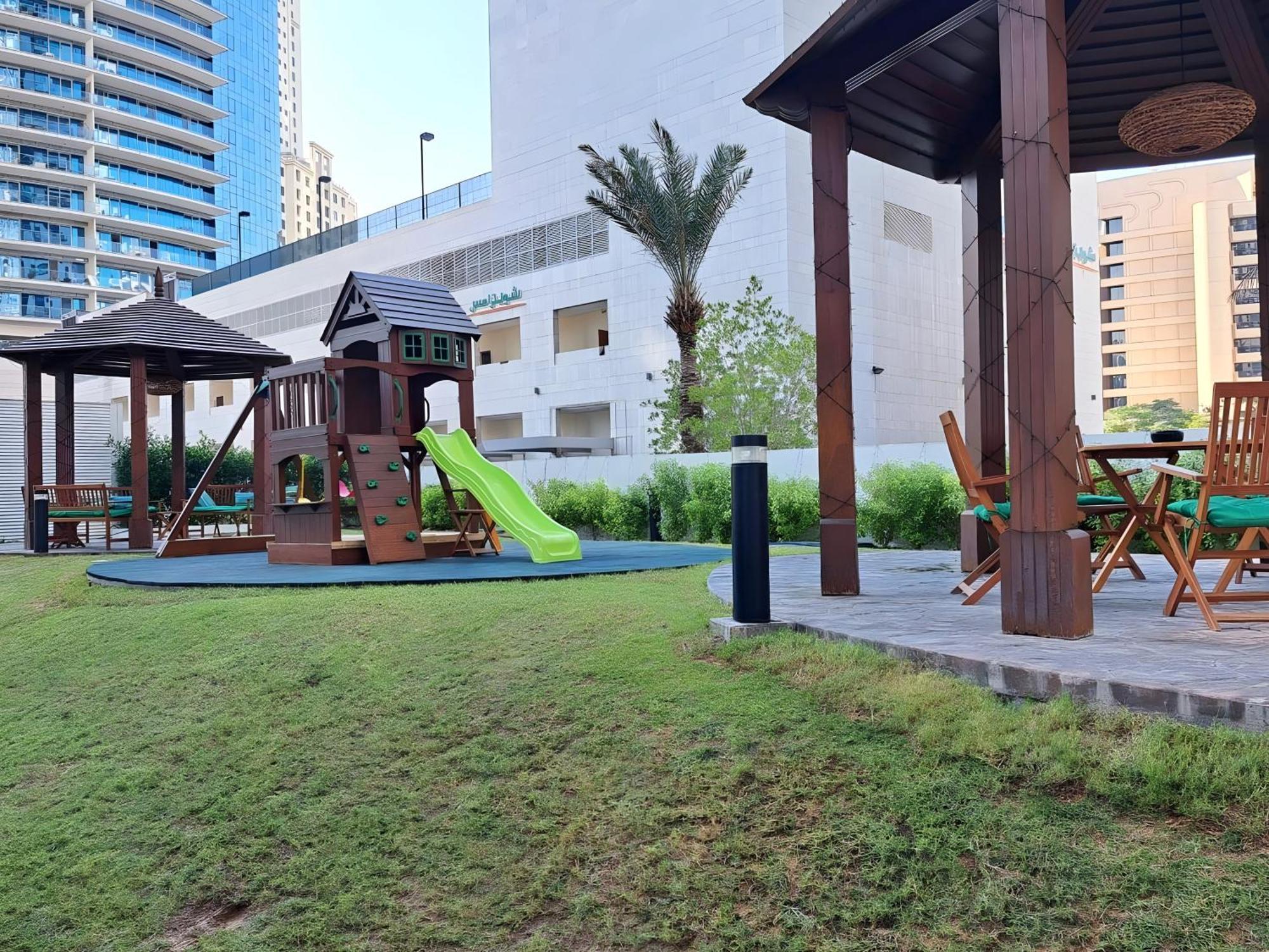 Barcelo Residences Dubai Marina Екстер'єр фото