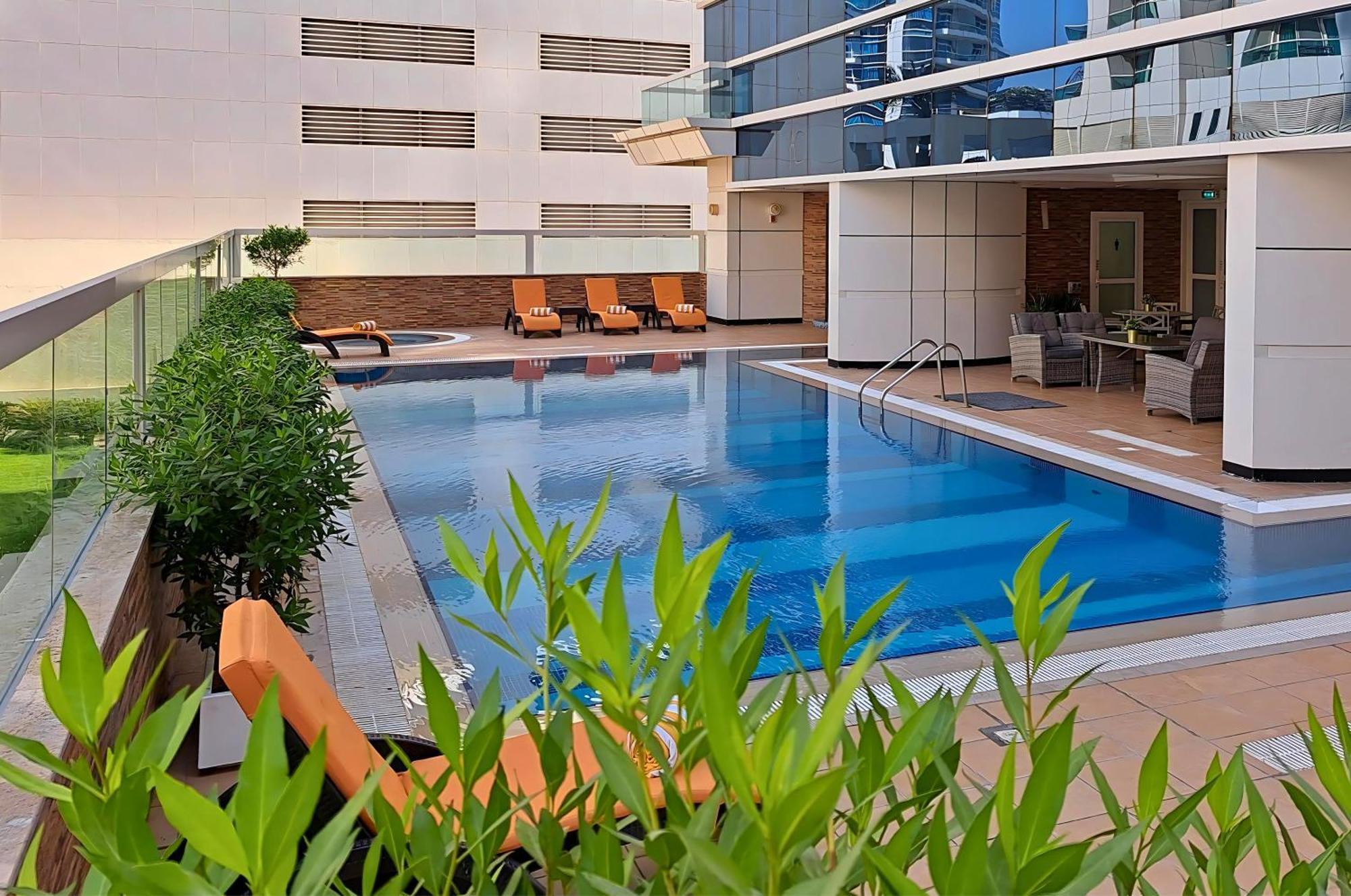 Barcelo Residences Dubai Marina Екстер'єр фото