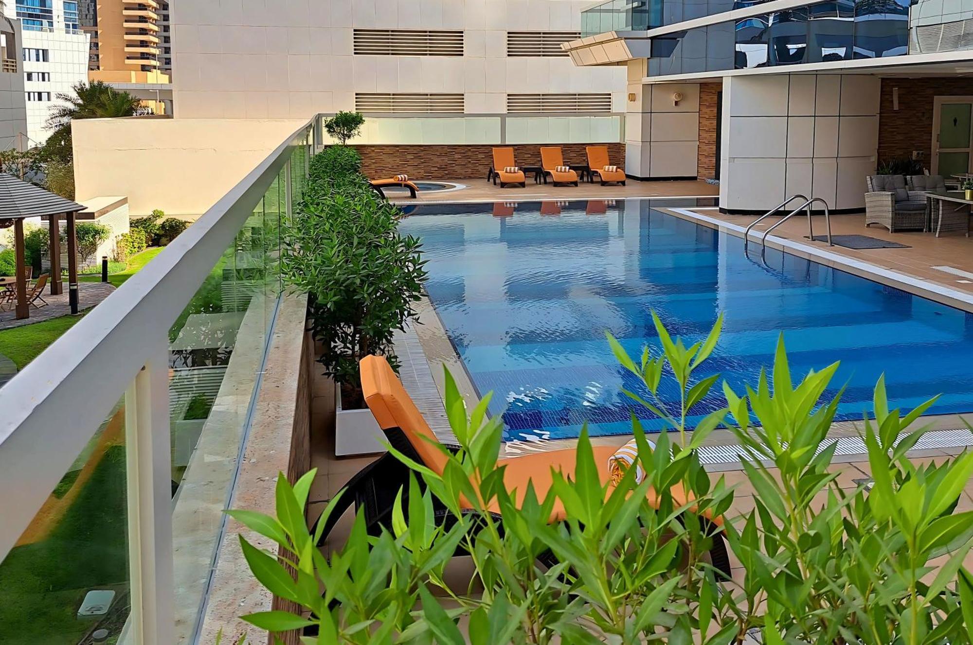 Barcelo Residences Dubai Marina Екстер'єр фото